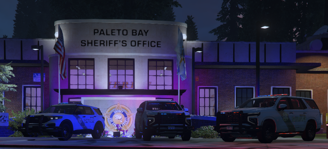 Blaine County Sheriff's Office vehicles outside the Paleto Bay Sheriff's Office